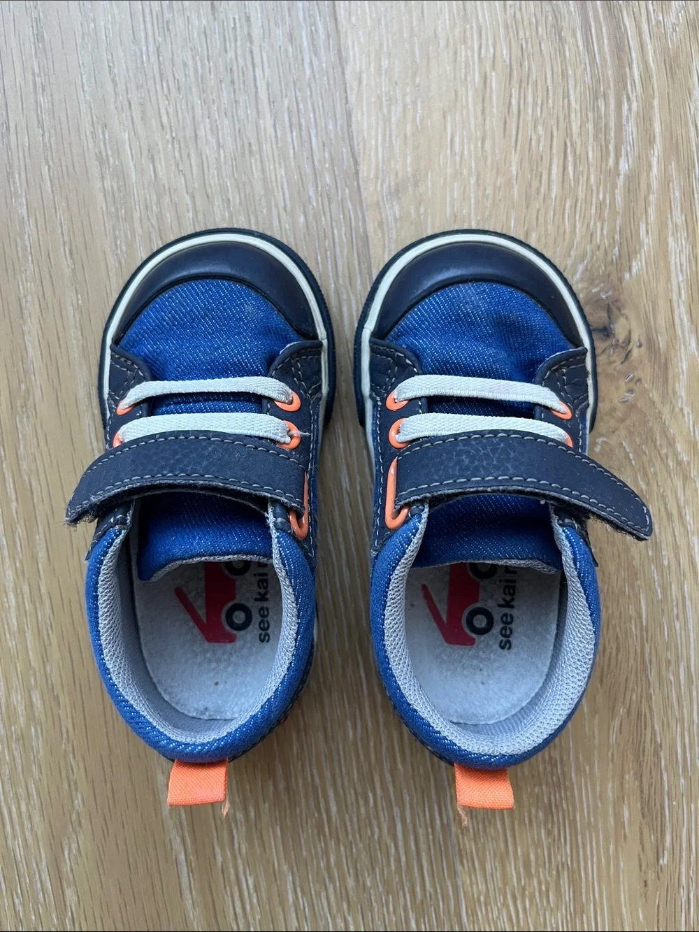 See Kai Run Navy Blue & Orange Toddler Sneakers - size 5